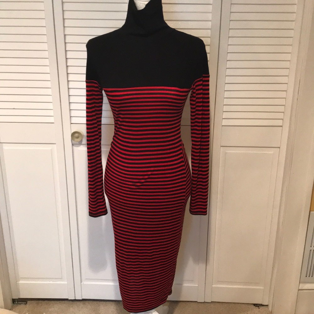 BODYCON | Eye Catching Red and Black Dress
